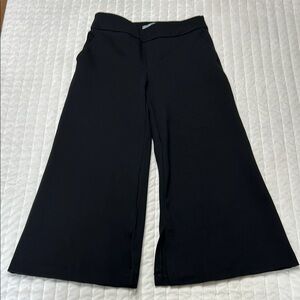 iltm Black Cropped Wide Pants - Size S - i love tyler madison - Culottes